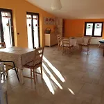 Villa Calendula